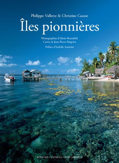 Couverture du livre Iles pionnières